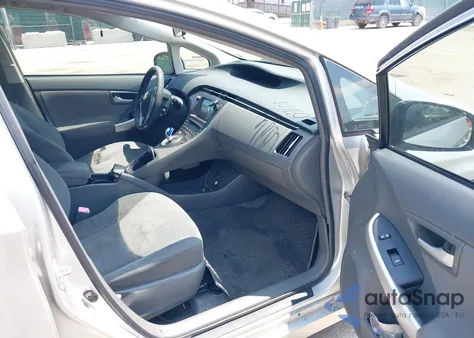 2010 Toyota Prius Ii z USA, uszkodzony, nr VIN JTDKN3DU0A0198606